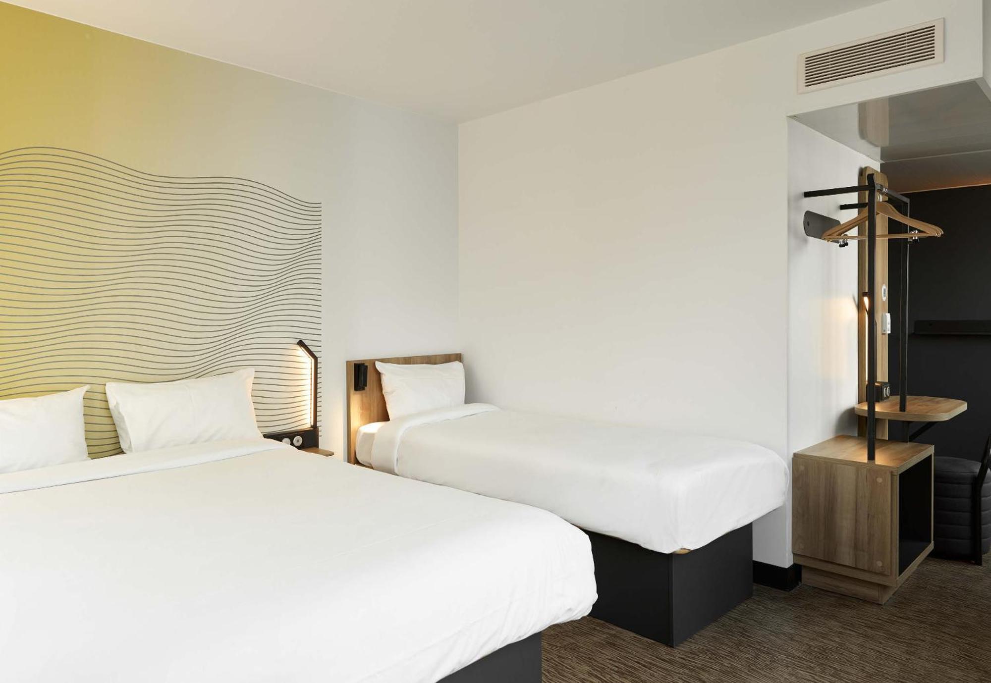 B&B Hotel Massy Gare Tgv Eksteriør bilde